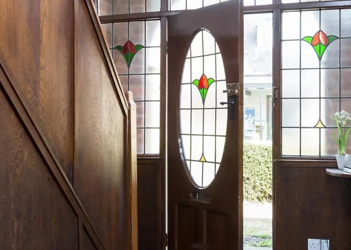 - 4 Heworth Village - 3 Bed House