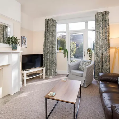 Дом отдыха - 4 Heworth Village - 3 Bed House *