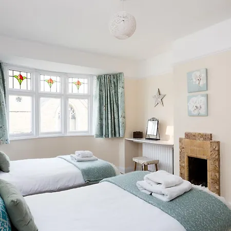 Vakantiehuis - 4 Heworth Village - 3 Bed House